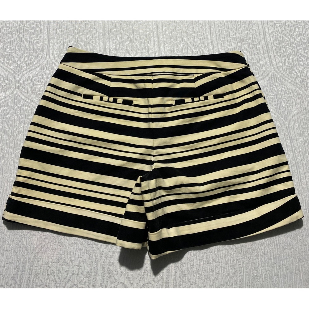 Apt. 9 Essentials Womens Size 6 Striped Shorts Cream Black Nautical Cuffed Hem